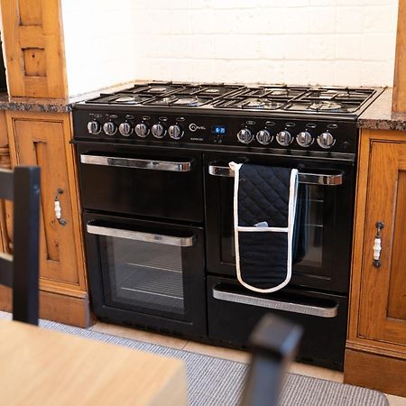4 Bed End Terrace - Sleeps 7 Villa Ilkley Luaran gambar