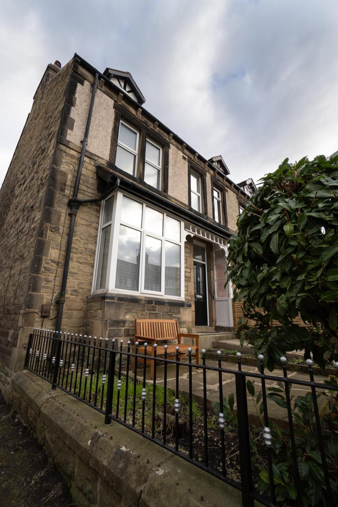 4 Bed End Terrace - Sleeps 7 Villa Ilkley Luaran gambar