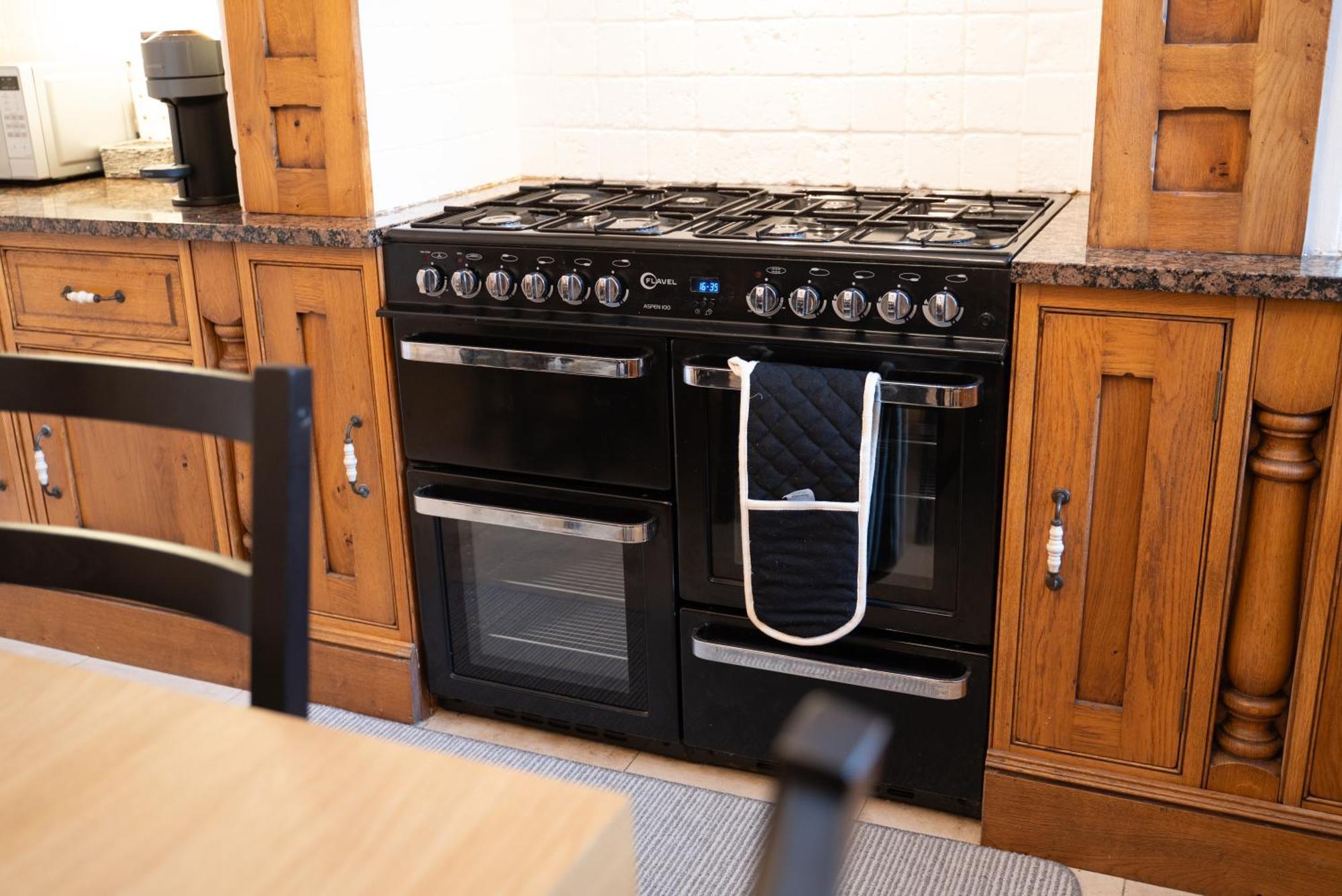 4 Bed End Terrace - Sleeps 7 Villa Ilkley Luaran gambar